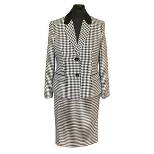 Kasper Classic Black and White Houndstooth Two Piece Skirt Suit Size 12